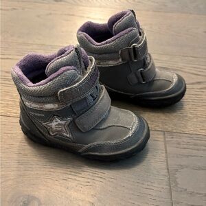 Geox gray high cut girls / toddler shoes EUC sz 8T / 24 EURO